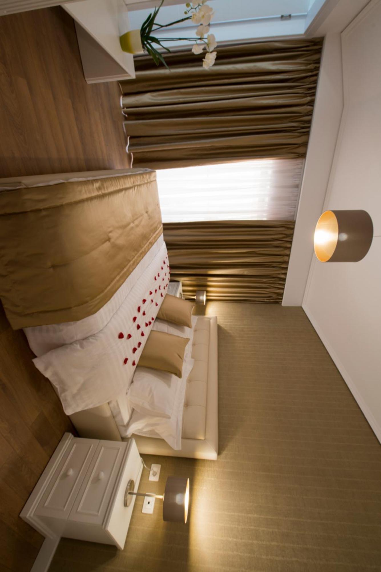Hotel De Charme (Adults Only) Tirana Exterior photo